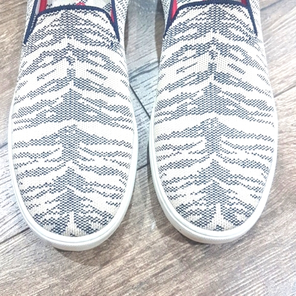 ROTHY'S Maritime Tiger Sneaker Shoe Size 11 - Picture 3 of 11